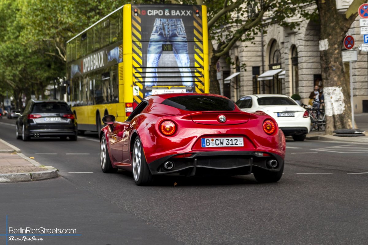 Alfa Romeo 4C spotted in Berlin — BerlinRichStreets